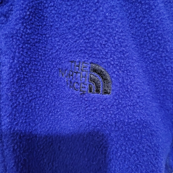 The North Face zipper sweater - Picture 3 of 10